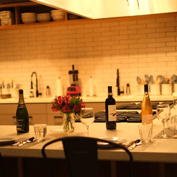 Bright and Spacious Culinary Studio