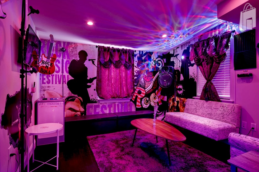 The Rockstar: Karaoke Room