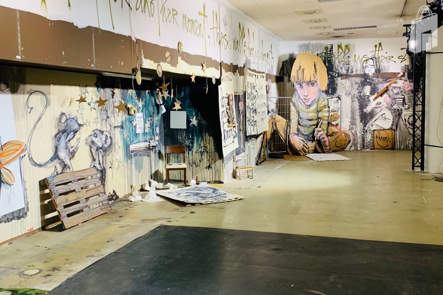 Art Gallery Installation