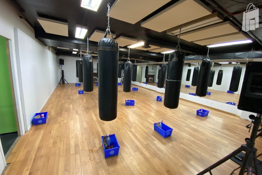 12 HOOKS FOR BOXING BAGS