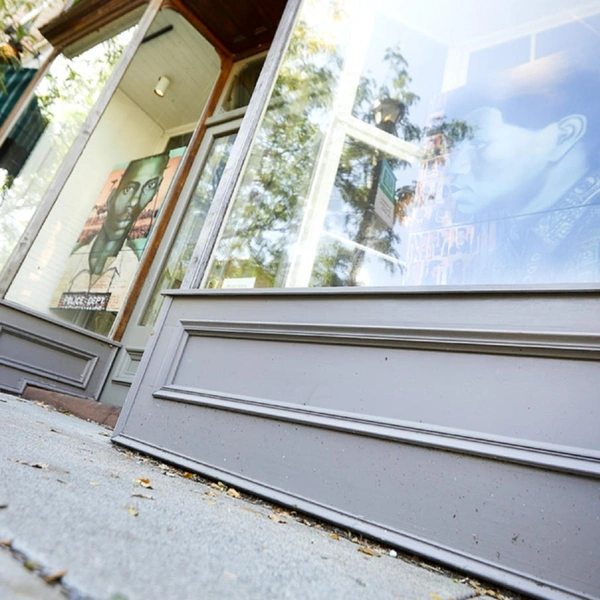 Open, Spacious Art Salon in Hudson, NY