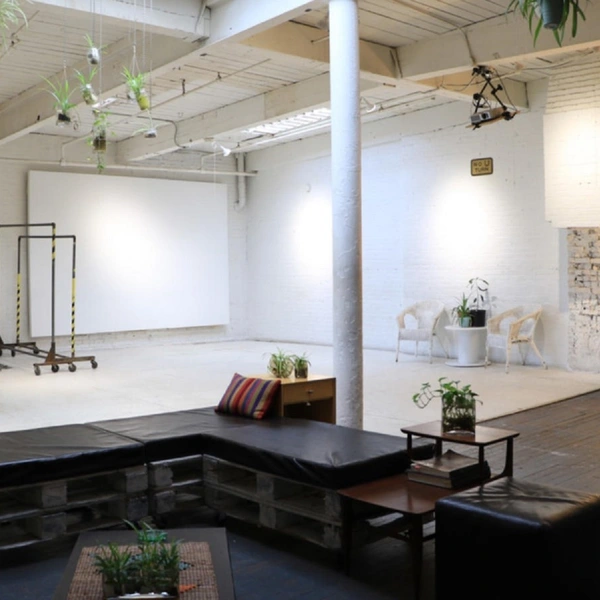 Beautiful and Bright Loft Studio in East Williamsburg