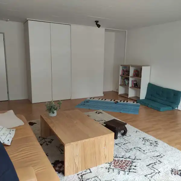 Hochbord Space for renting