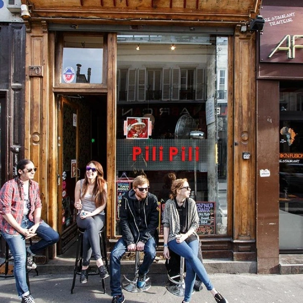 Eclectic Pop Up Bar in Paris