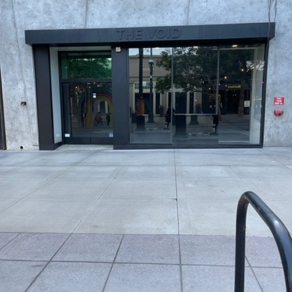 Spacious Industrial event space in Third street Promenade