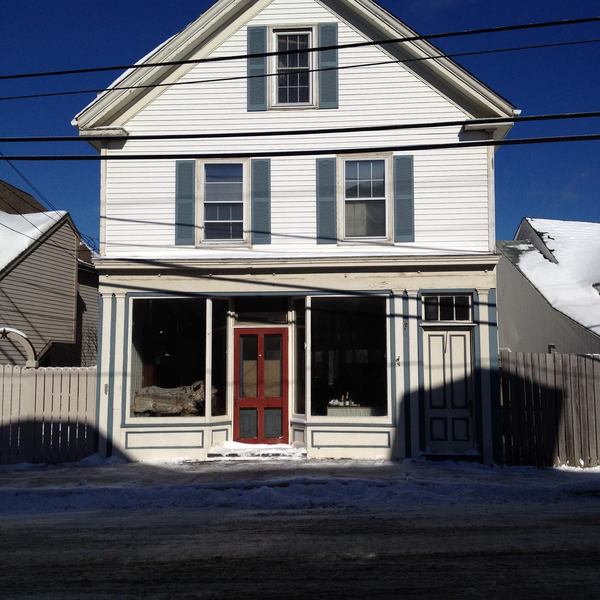 Beautiful vinalhaven island town center restaurant bar bistro bakery