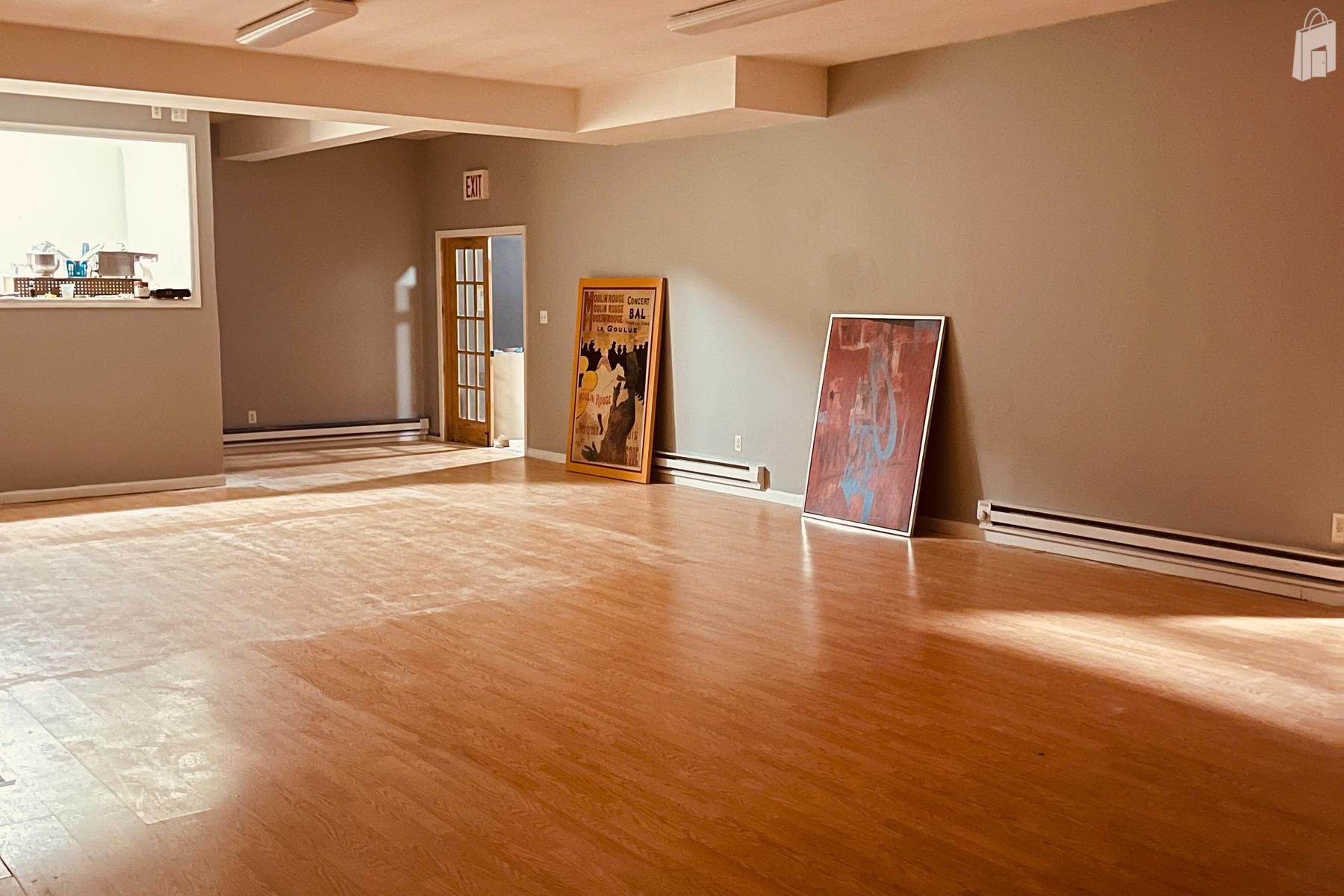 Large Gallery Space