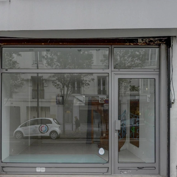 Charming  Pop Up Boutique  in the heart of Batignolles district