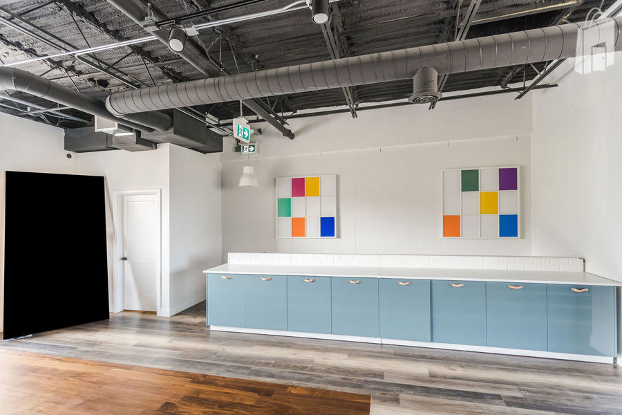 Prep and Display Area