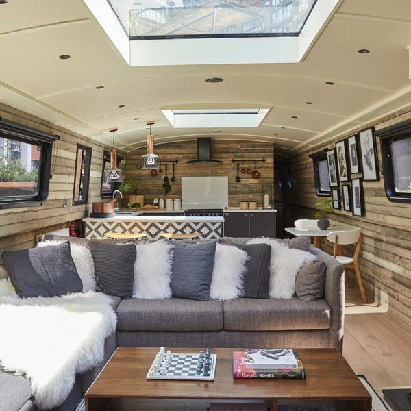 Rooftop pop-up venue and dining