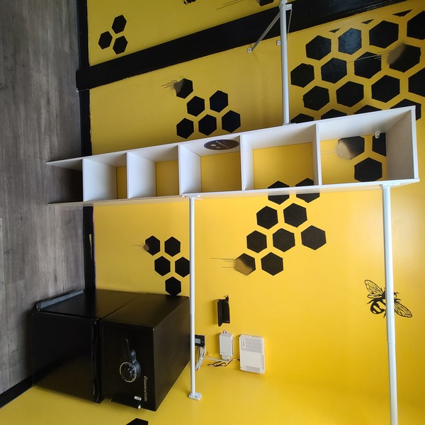 Beehive Themed located in Central location