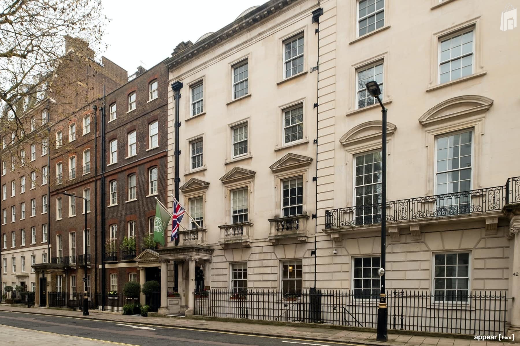 43 Upper Grosvenor Street front exterior