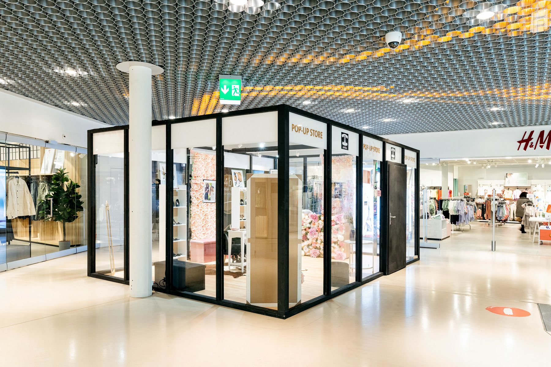 Pop-up CUBE INSIDE Volketswil 3