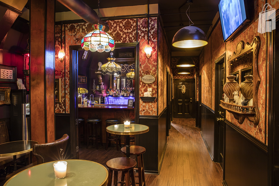 Hallway toward rooms