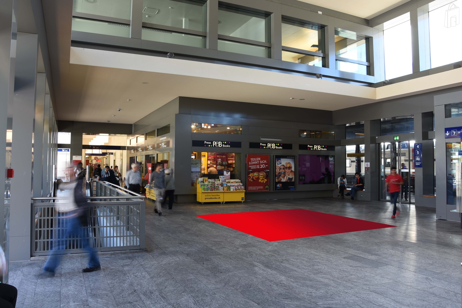 Promotionsfläche P1, Bahnhof Chur SBB - Länge x Breite : 4 m x 3 m 