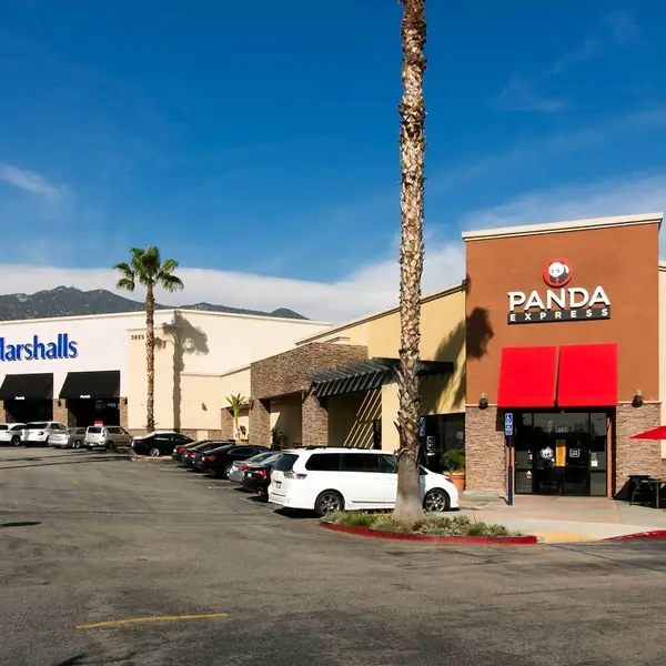 Exquisite shop in urban area of Pasadena