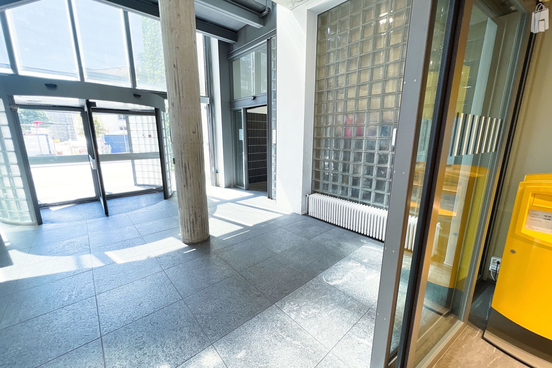 Promotionsflaeche, Postfiliale Biel/Bienne 3 Neumarkt/Marché-Neuf