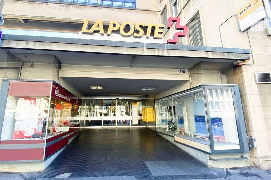 Vue extérieure, filiale de la Poste Lausanne 1 Dépôt