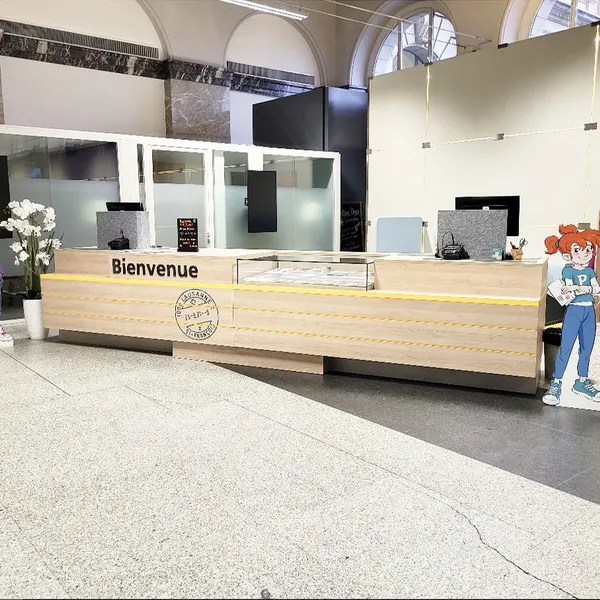 Surface de promotion 4m² filiale de la Poste Lausanne 2 St-François