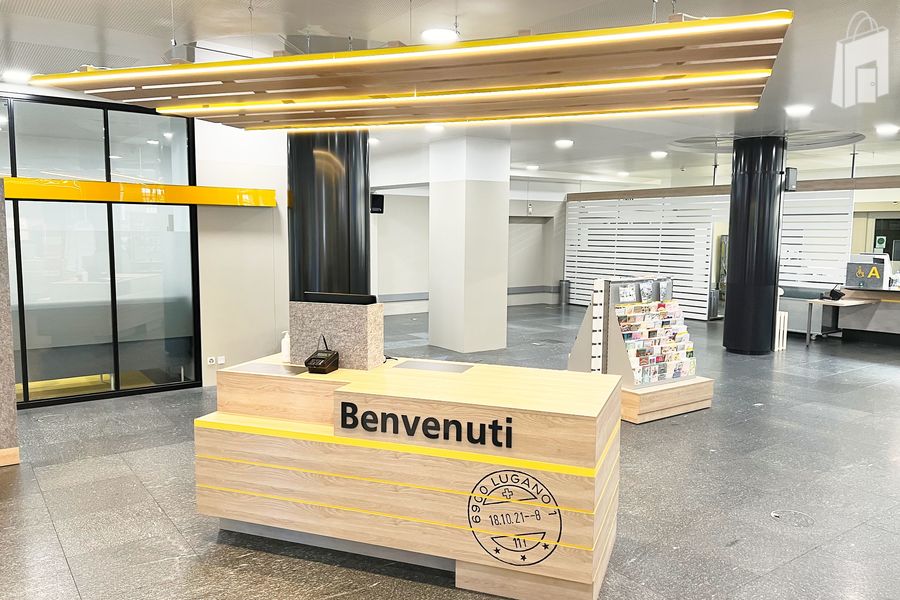 Vista interna, filiale della Posta Lugano 1