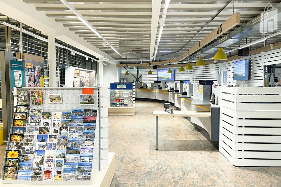 Vue intérieur, filiale de la Poste Sion 1