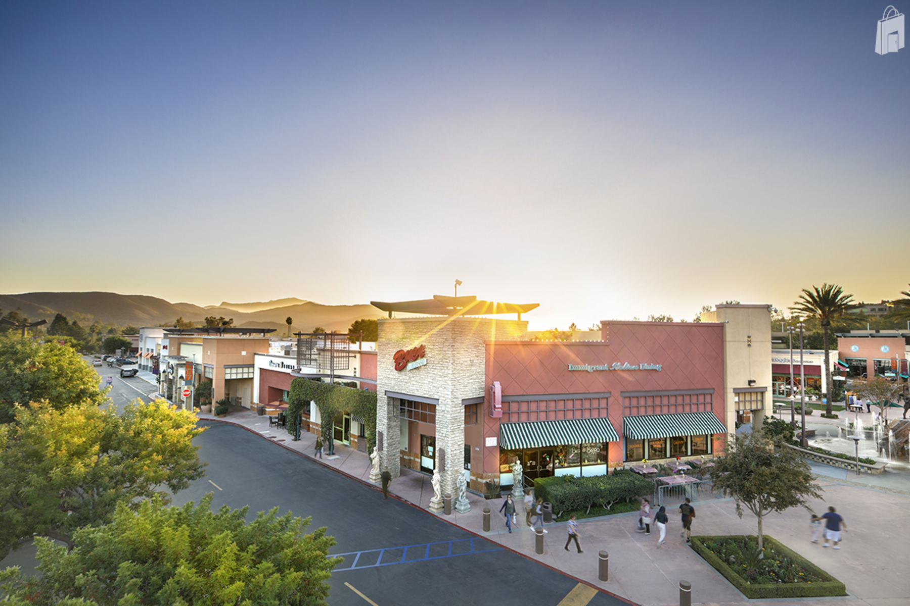 Janss Marketplace