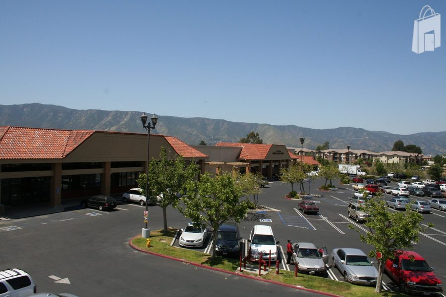 Lake Elsinore Valley Center