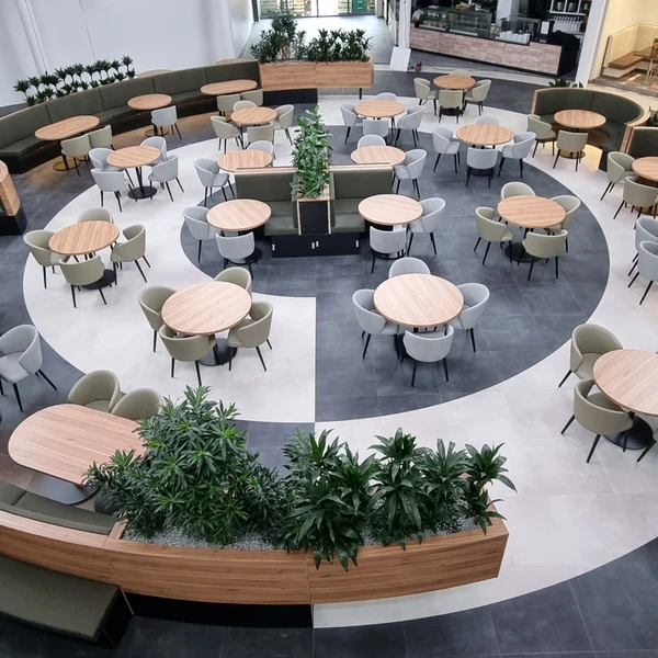 Markthalle, zentral gelegen