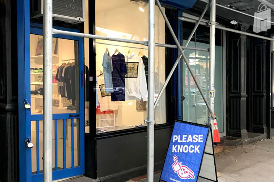 store outside, scaffolding will be gone january2023