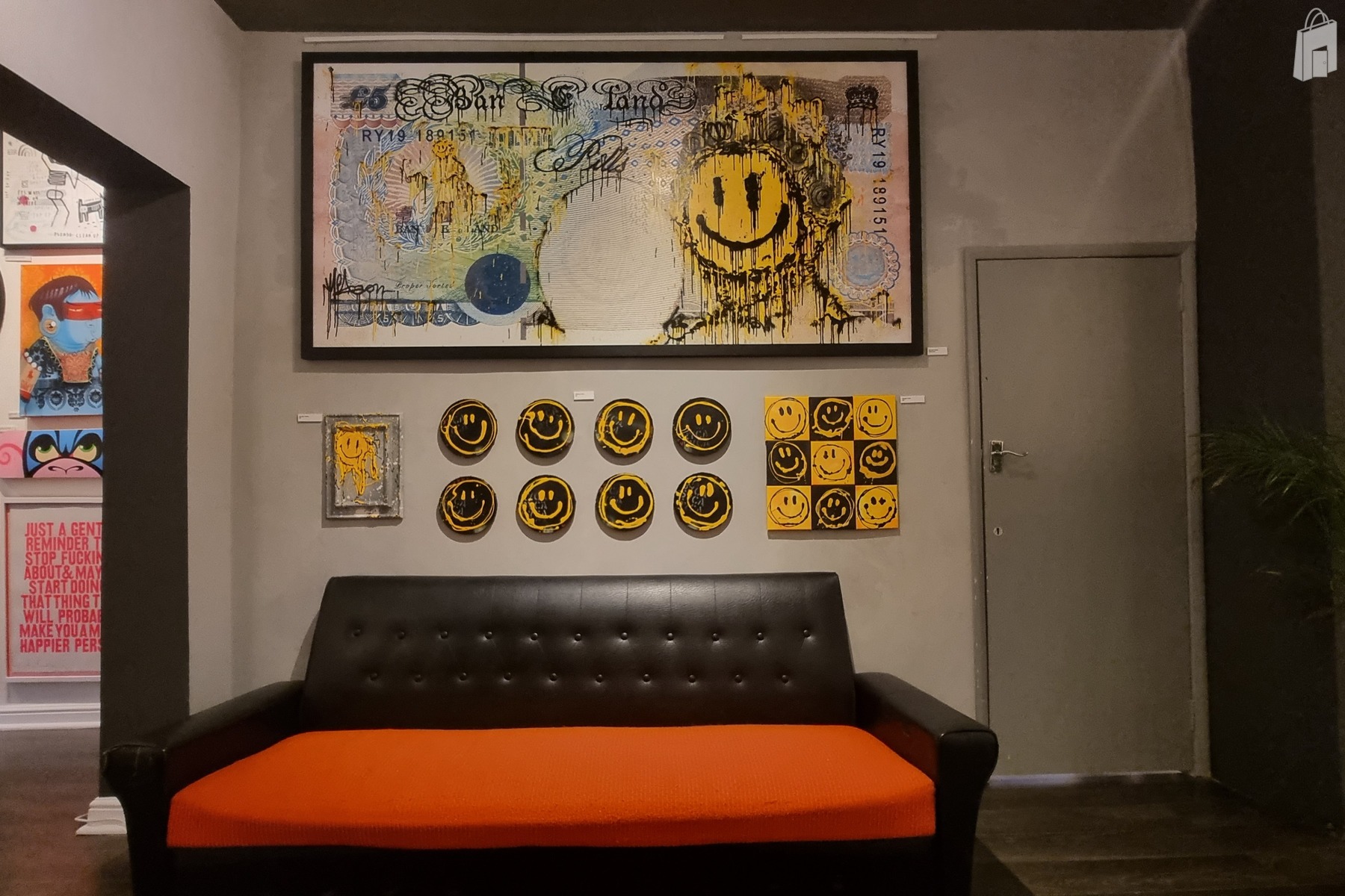 Middle room left wall