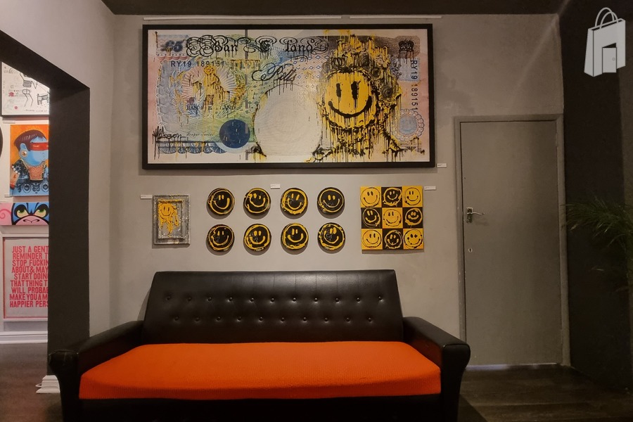 Middle room left wall