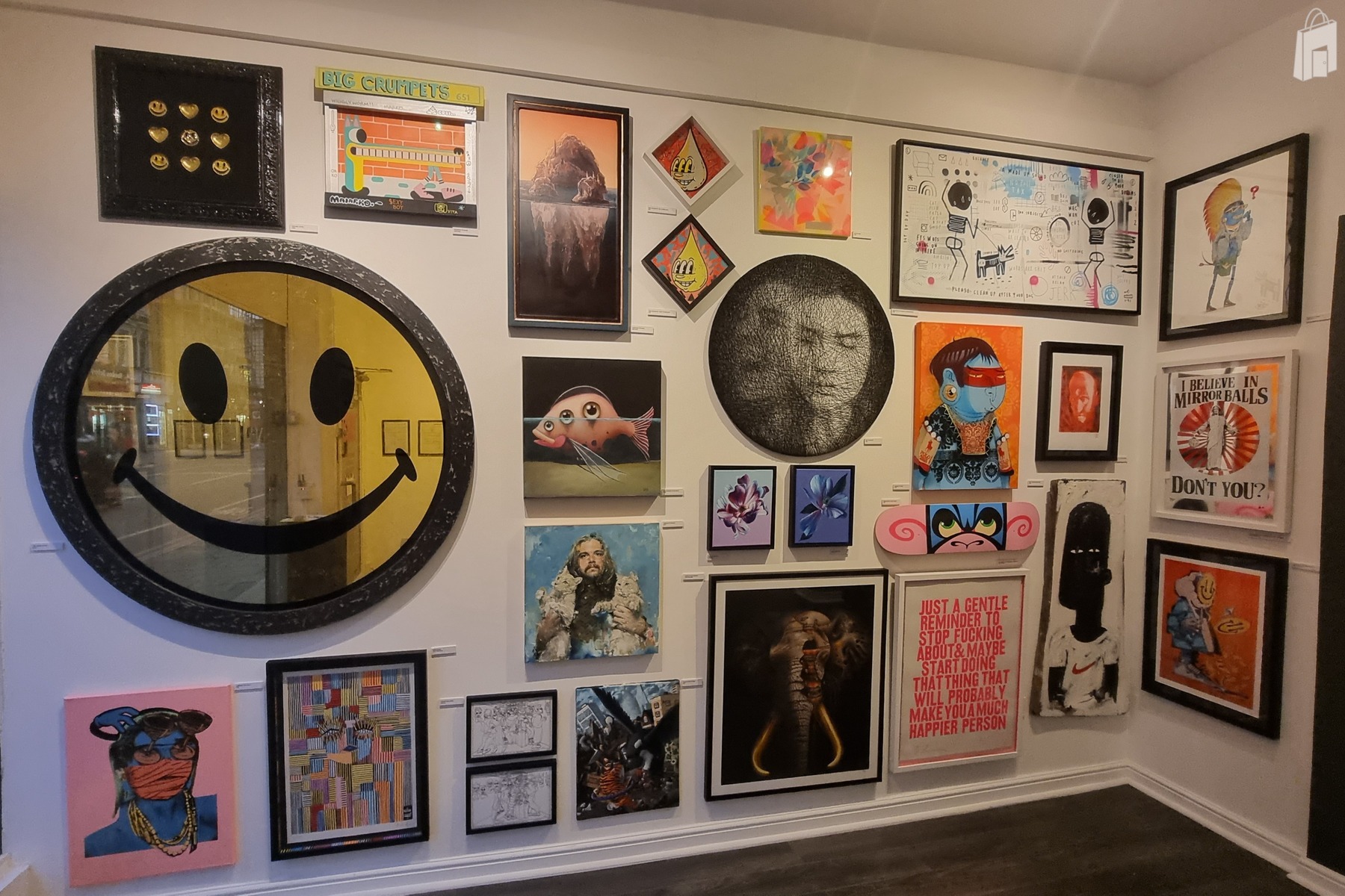 Front room left wall