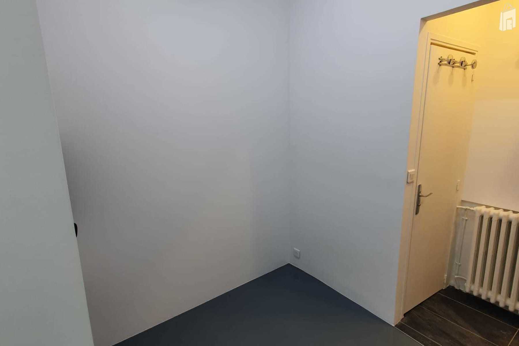 second room 10m² + toilets