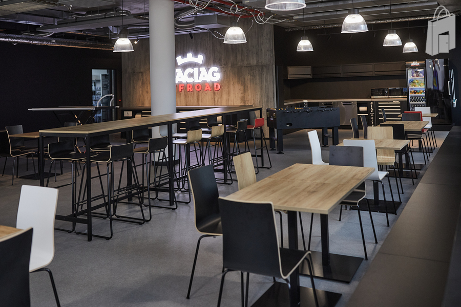 Aufenthaltsraum, gern auch ohne Tische