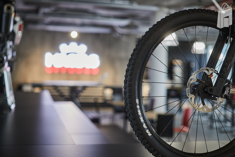 Podest für Produktpräsentationen