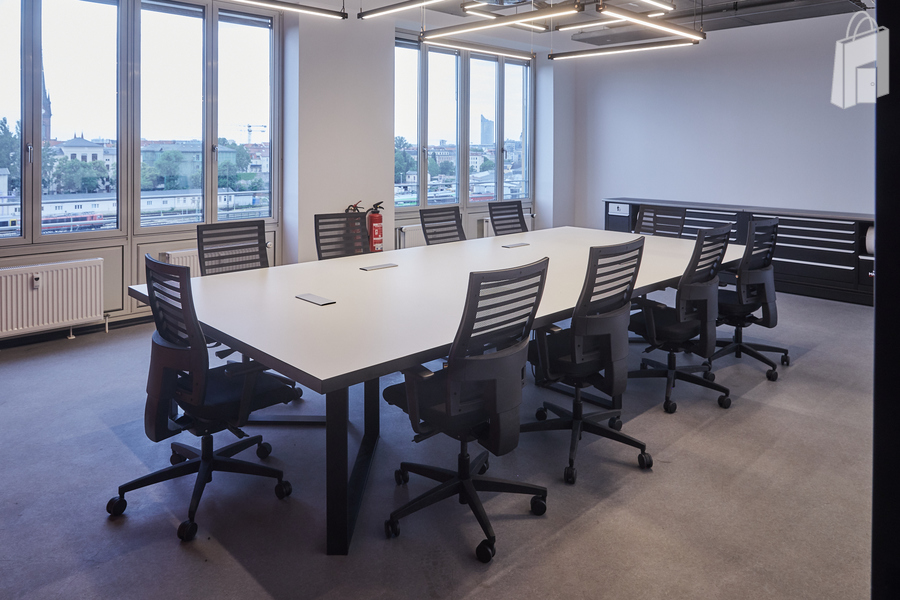 Blick über Leipzig mit Sonnenuntergang