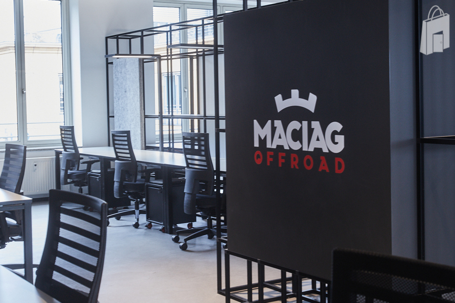 Sitzboxen mit Polstern