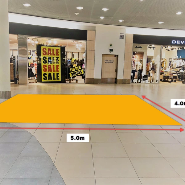 La Maladière Centre -  Etage 0 - En face des arrivées des ascenseurs et travolators