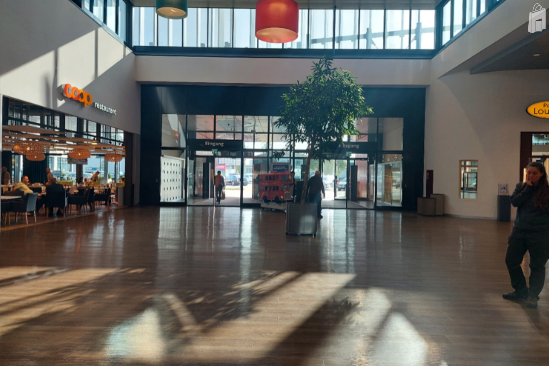 Platz 8 Coop Restaurant