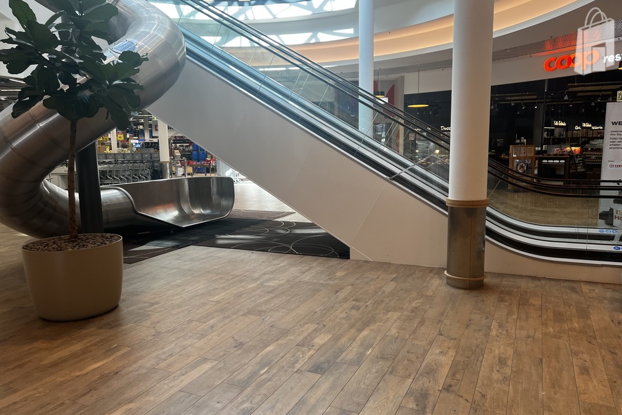 Fläche 2 vor dem Lift EG