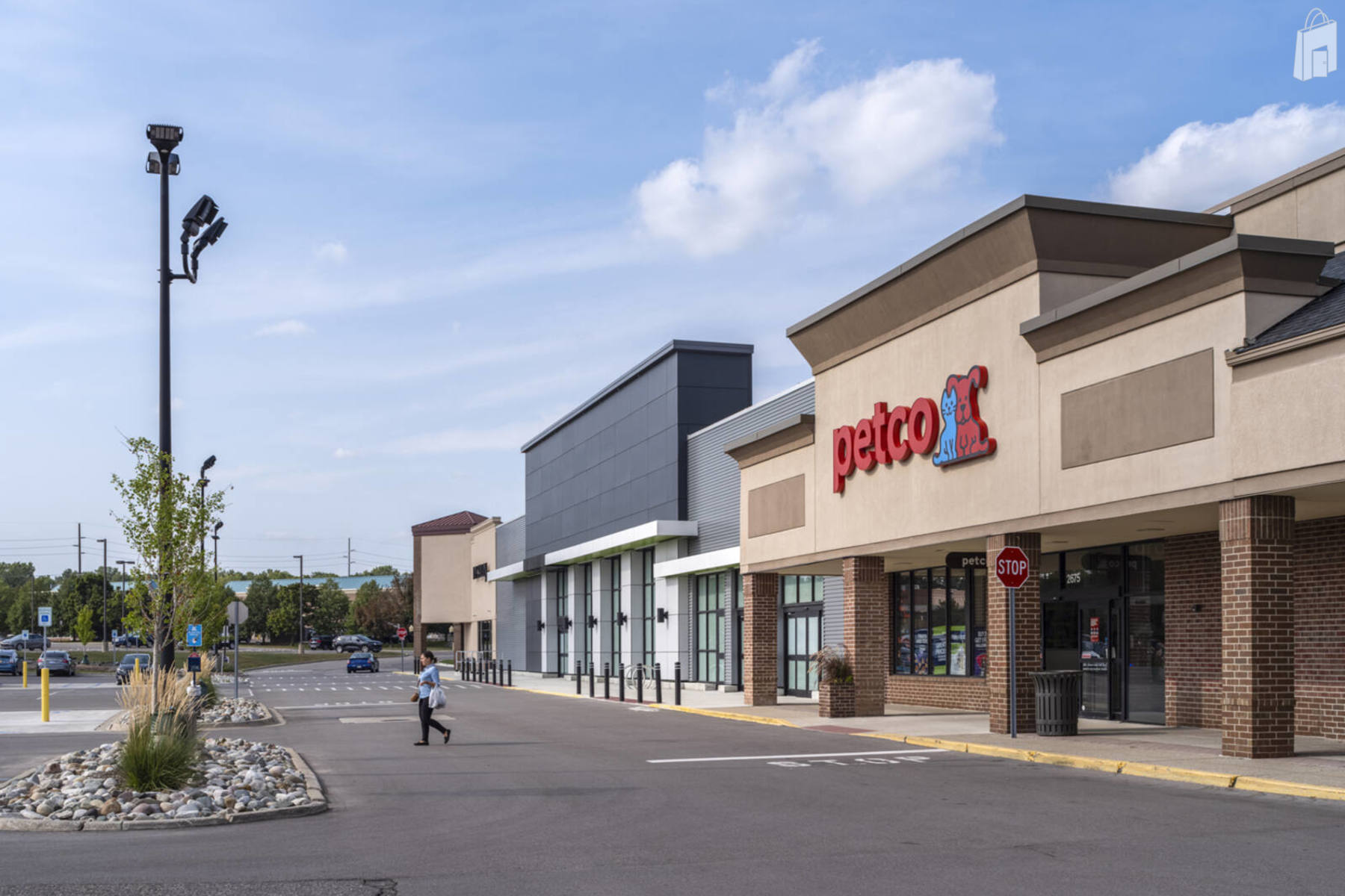 Hampton Village Centre2