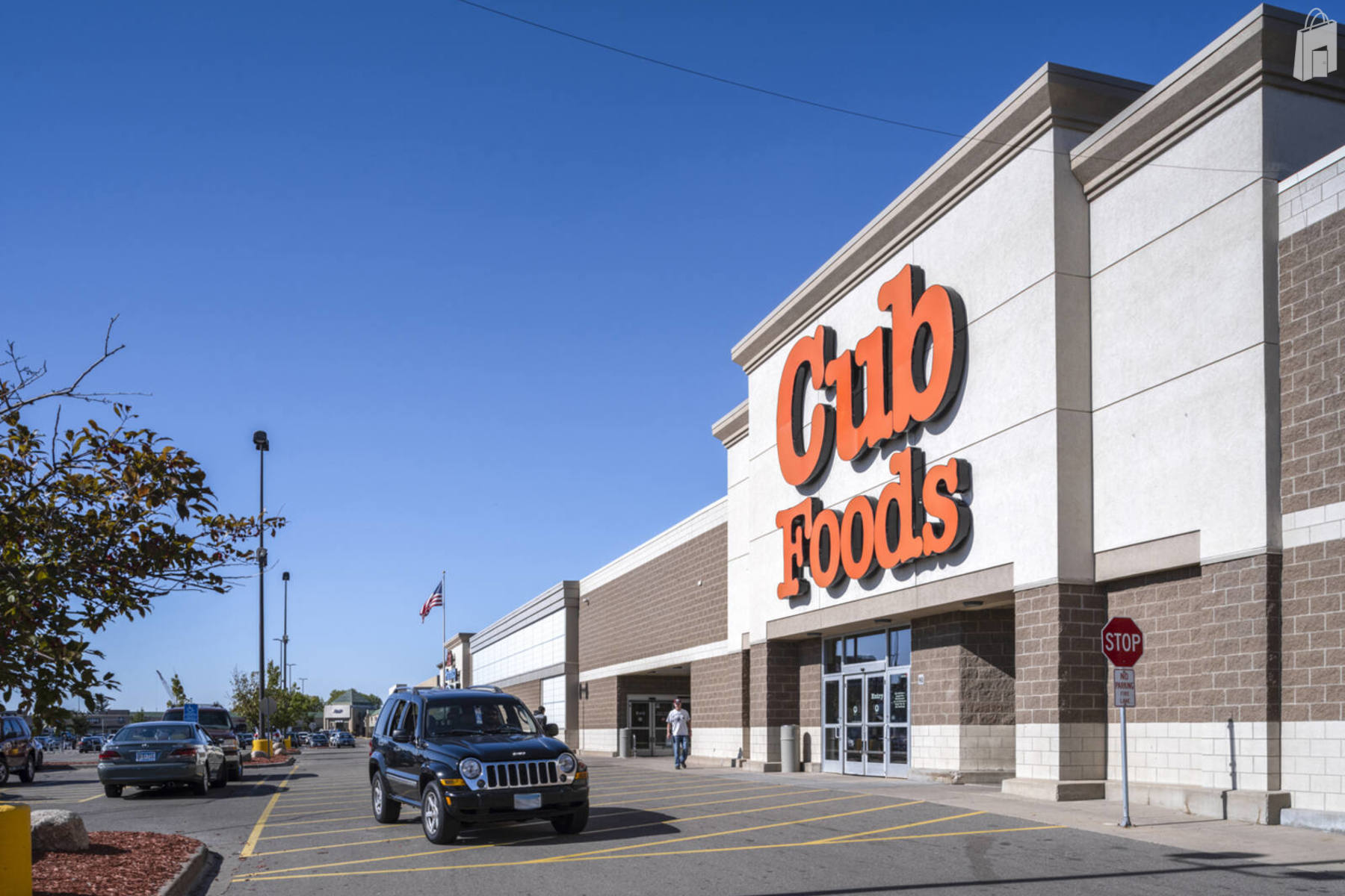 Bask in Success at Sun Ray Shopping Center in Saint Paul rent this