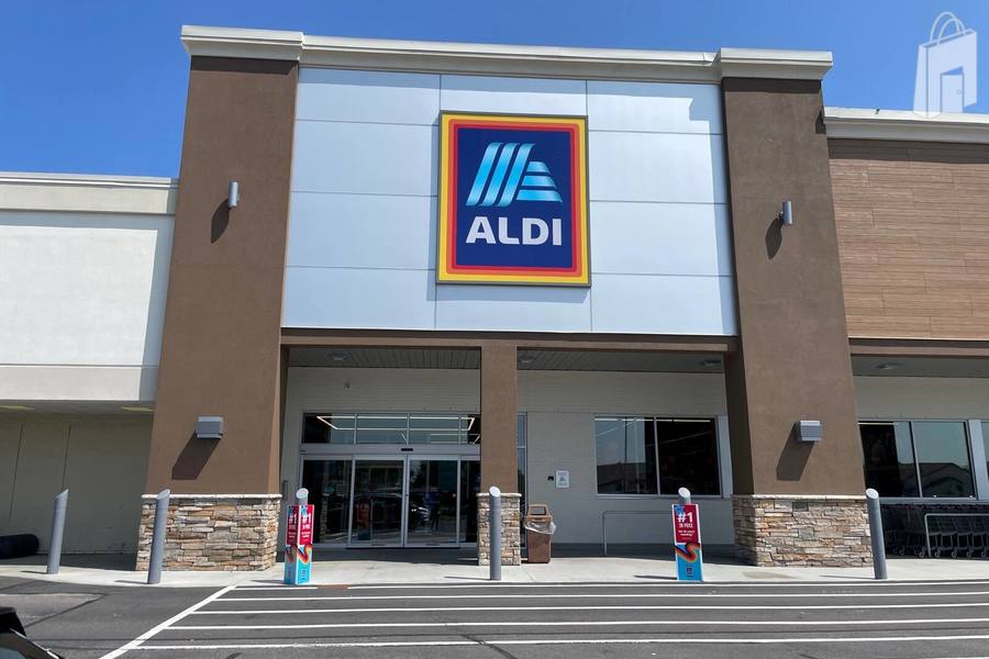 Cayuga Shopping Center1