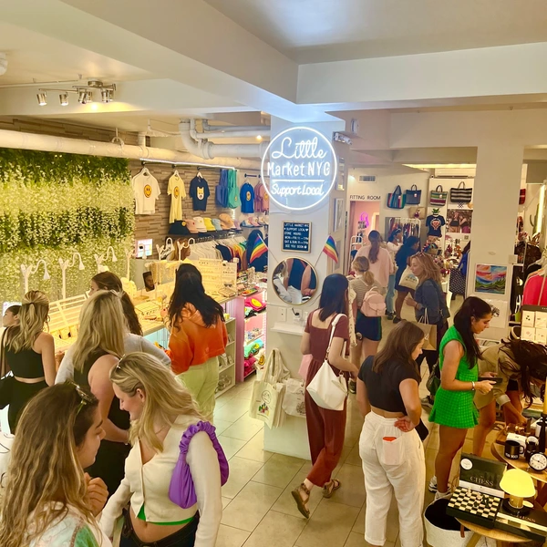 Retail Market Pop Up Shop Space in Soho