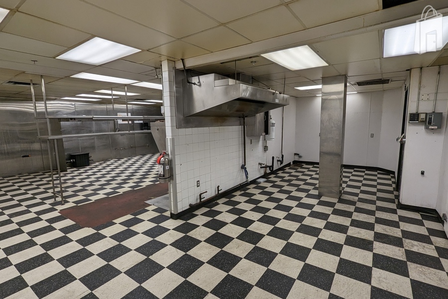 Turnkey Restaurant/Bar Bar/Restaurant For Your Next Social Event!