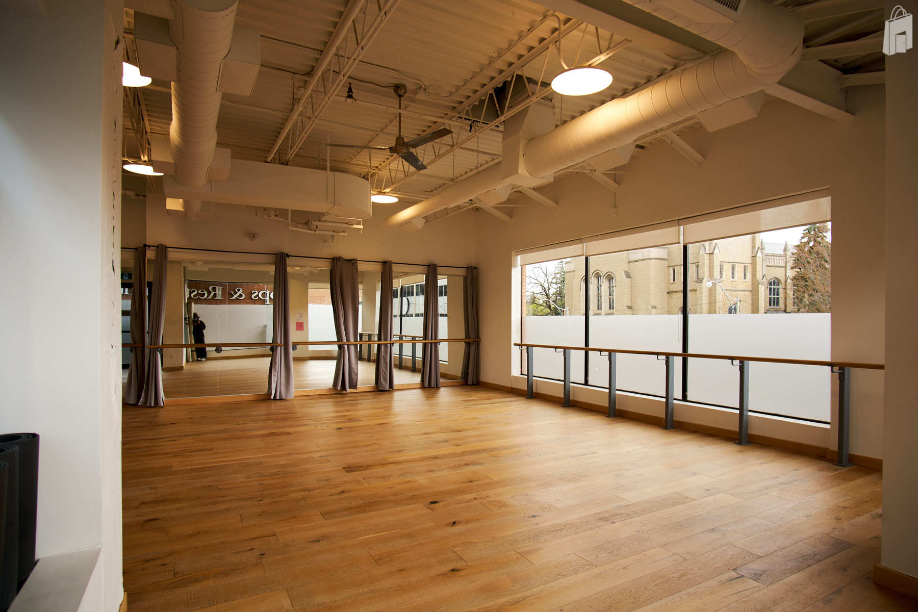 Modern Dance Fitness Studio Available 