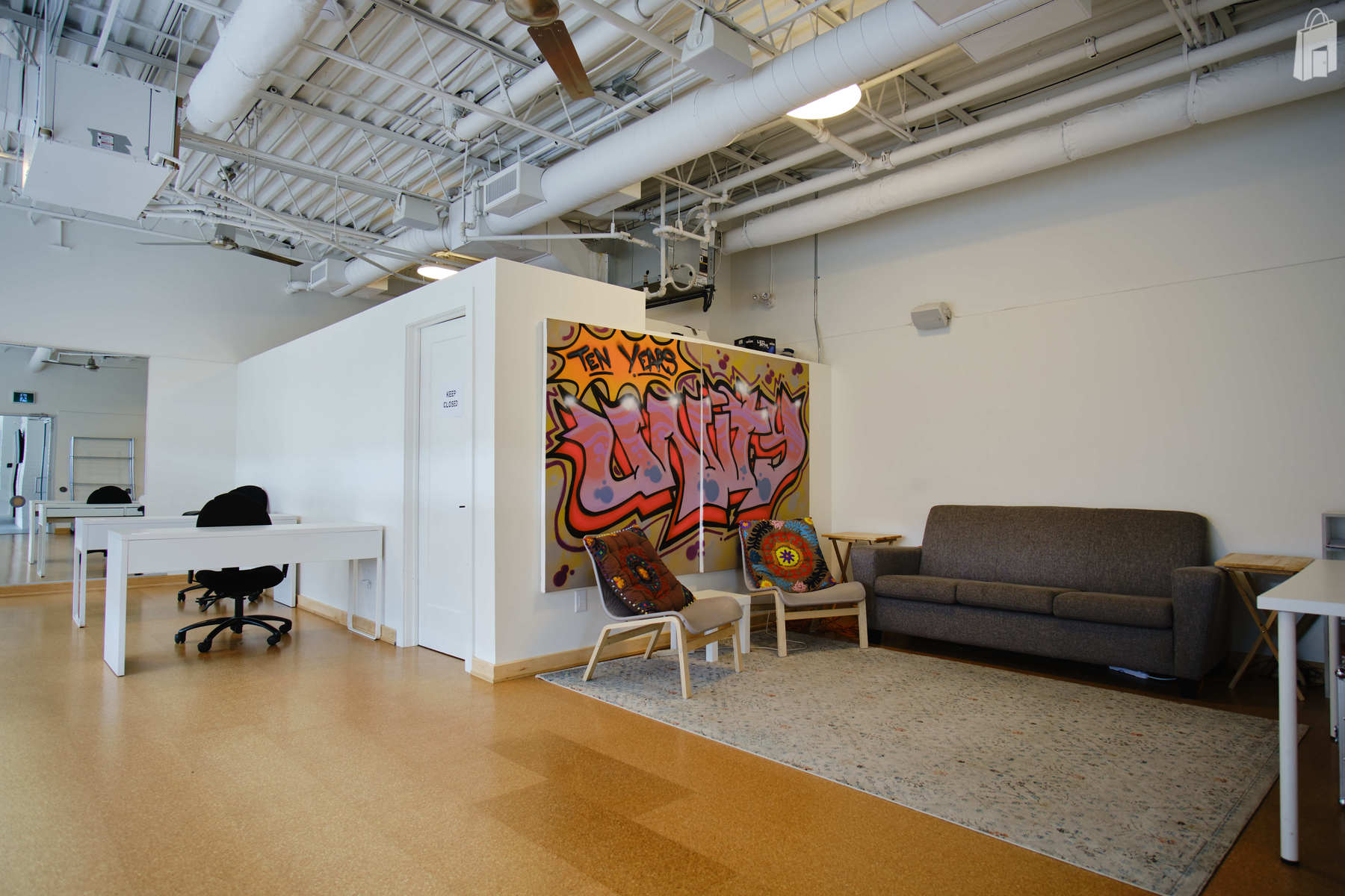 Short-Term Modern Fliexible Office Space Available