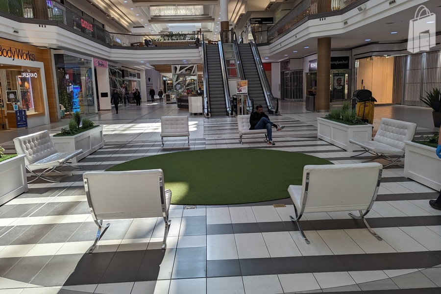 Don't miss out on this exceptional opportunity to position your brand at the epicentre of Pickering Town Centre