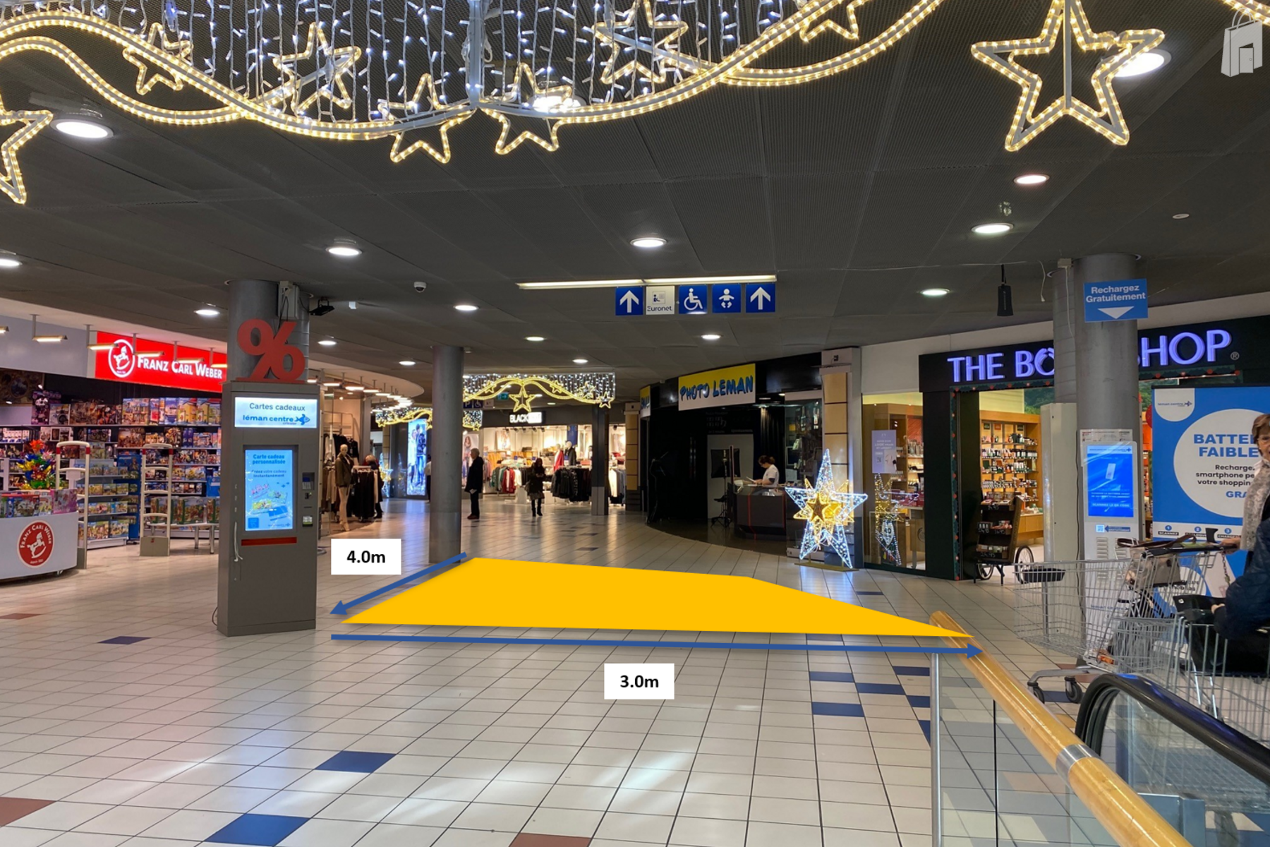 Place 2 - Escalators