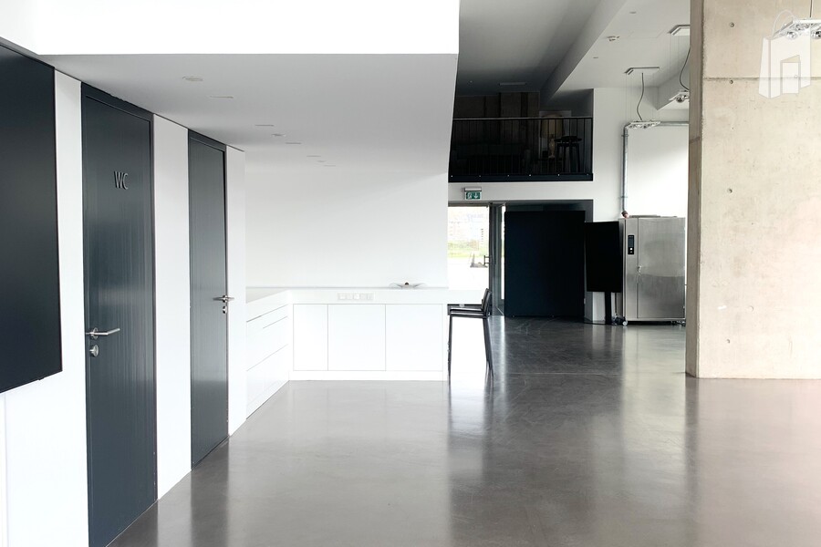 Ohne Interieur_view Rhein_Location im KRANHAUS NORD